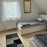 Im 2 Familienhaus * דורטמונד